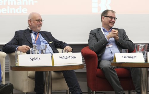 Sonntagspodium: Prof. Dr. András Máté-Tóth (Szeged) und Dr. Anselm Hartinger (Leipzig)