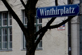 Straßenschild Winthirplatz